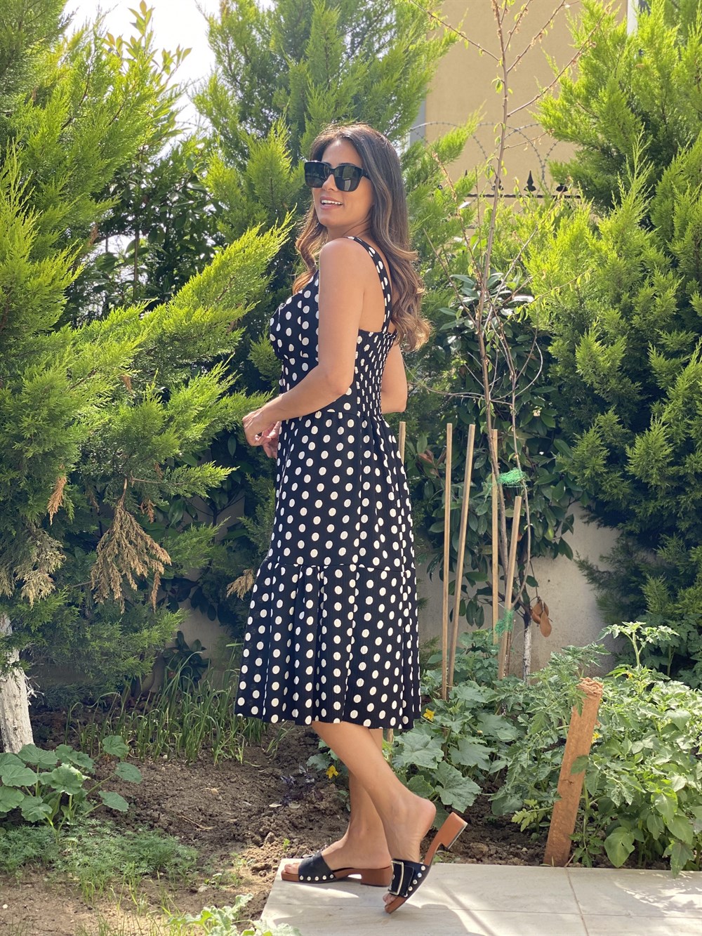 Siyah Puantiye Askılı Bürümcük Kadın Elbise