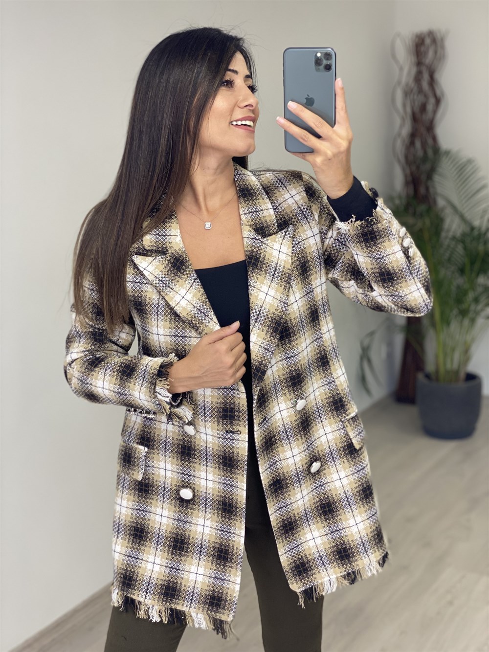 Siyah Camel Kareli Desen Eteği Püsküllü Tüvit Kadın Ceket