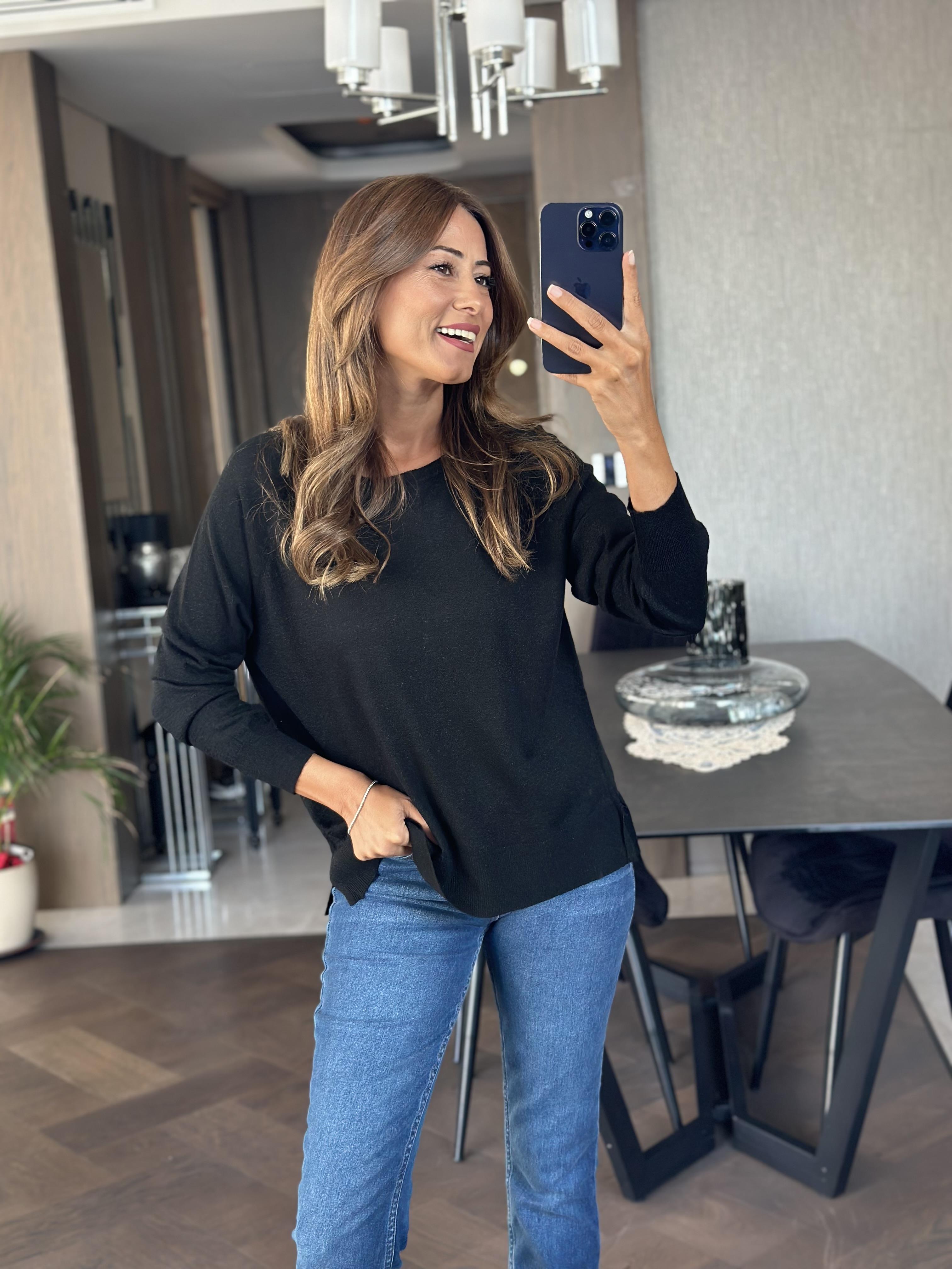 Siyah Simli Bisiklet Yaka Uzun Kol Dilvn Merserize Kadın Bluz