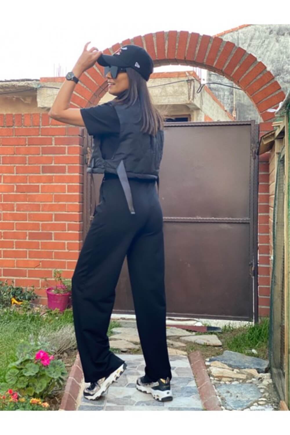 Siyah  Şişme Crop Yelek