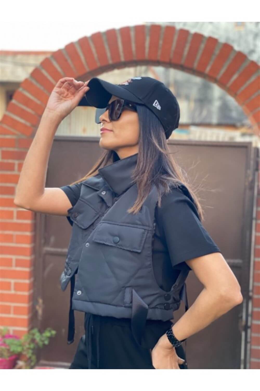 Siyah  Şişme Crop Yelek