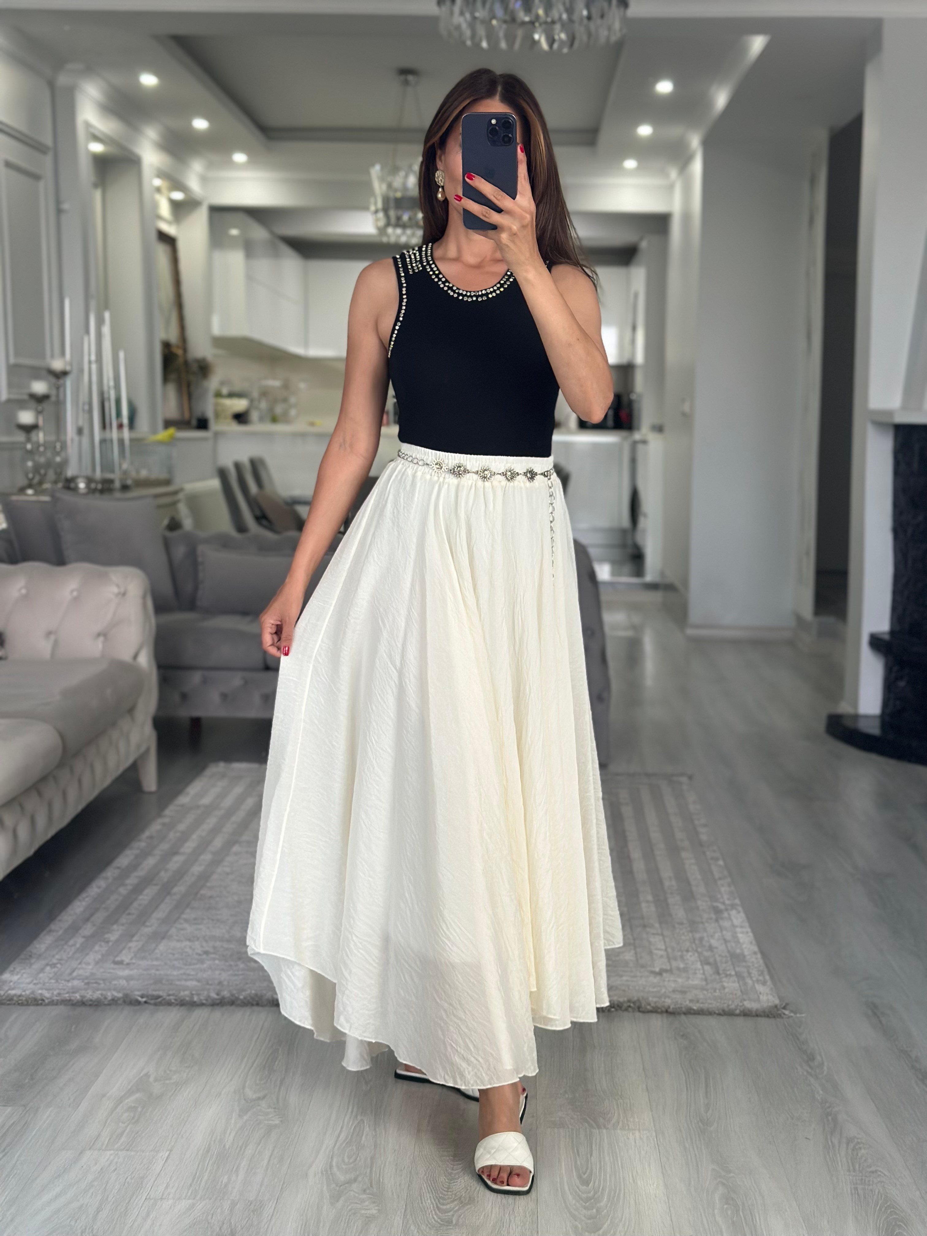 Siyah Troklu Sıfır Kol Kaşkorse Kadın Body