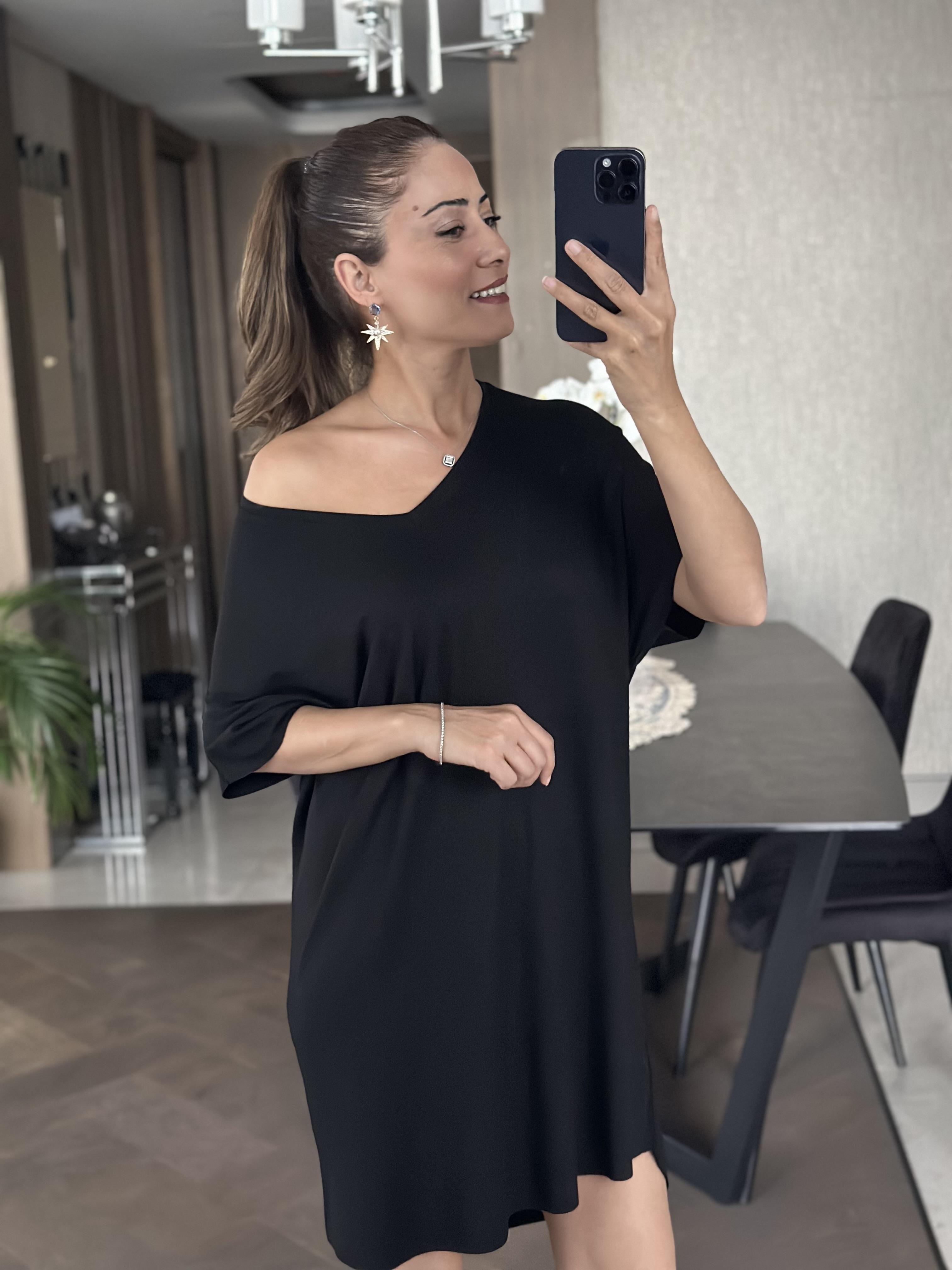 Siyah V Yaka Yarasa Kol Lazer Kesim Kadın Elbise