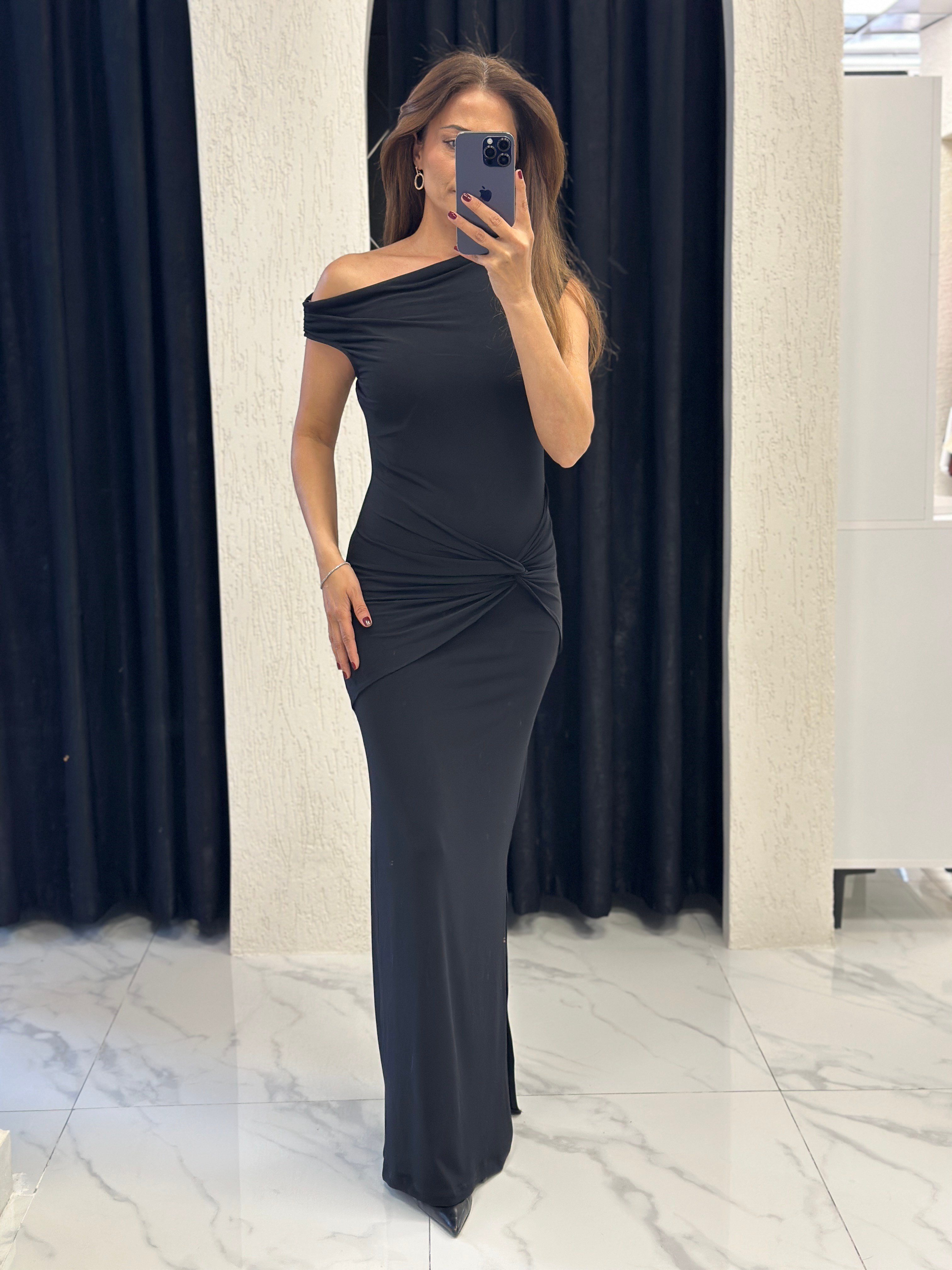 Siyah Yan Düğümlü Düşük Omuz Sandy Maxi Boy Kadın Elbise 