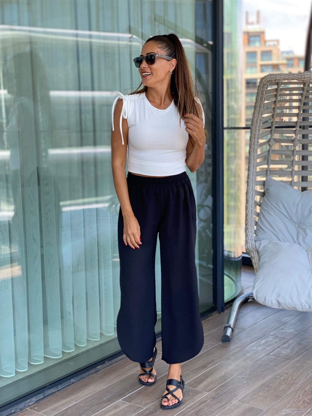 Siyah Yanları Yırtmaç Detay Aerobin Kadın Pantolon