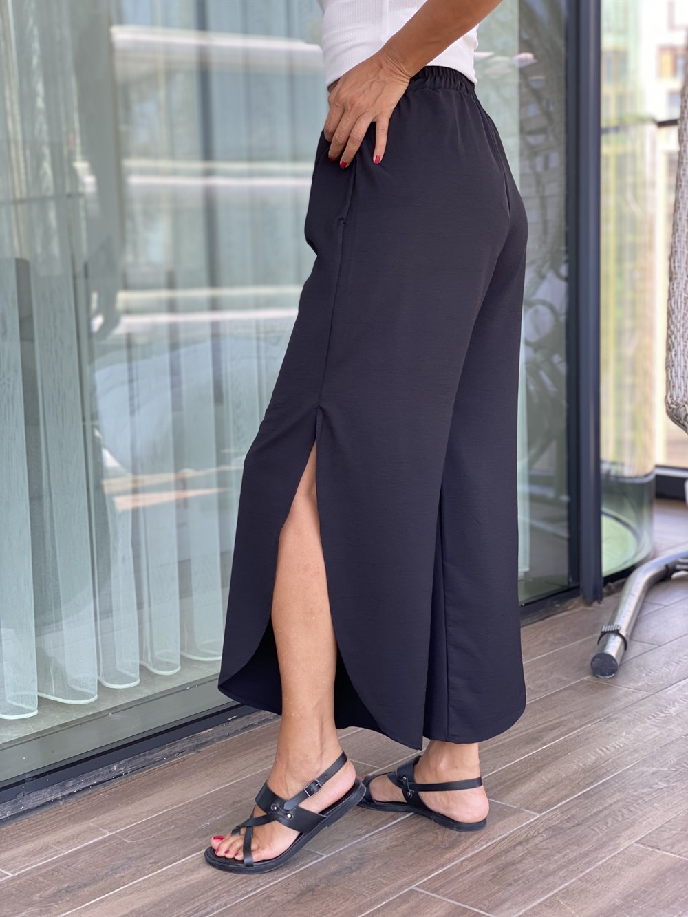 Siyah Yanları Yırtmaç Detay Aerobin Kadın Pantolon