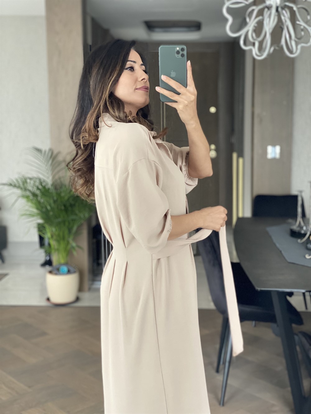 Taş Bel Pilili Kuşaklı Elbise