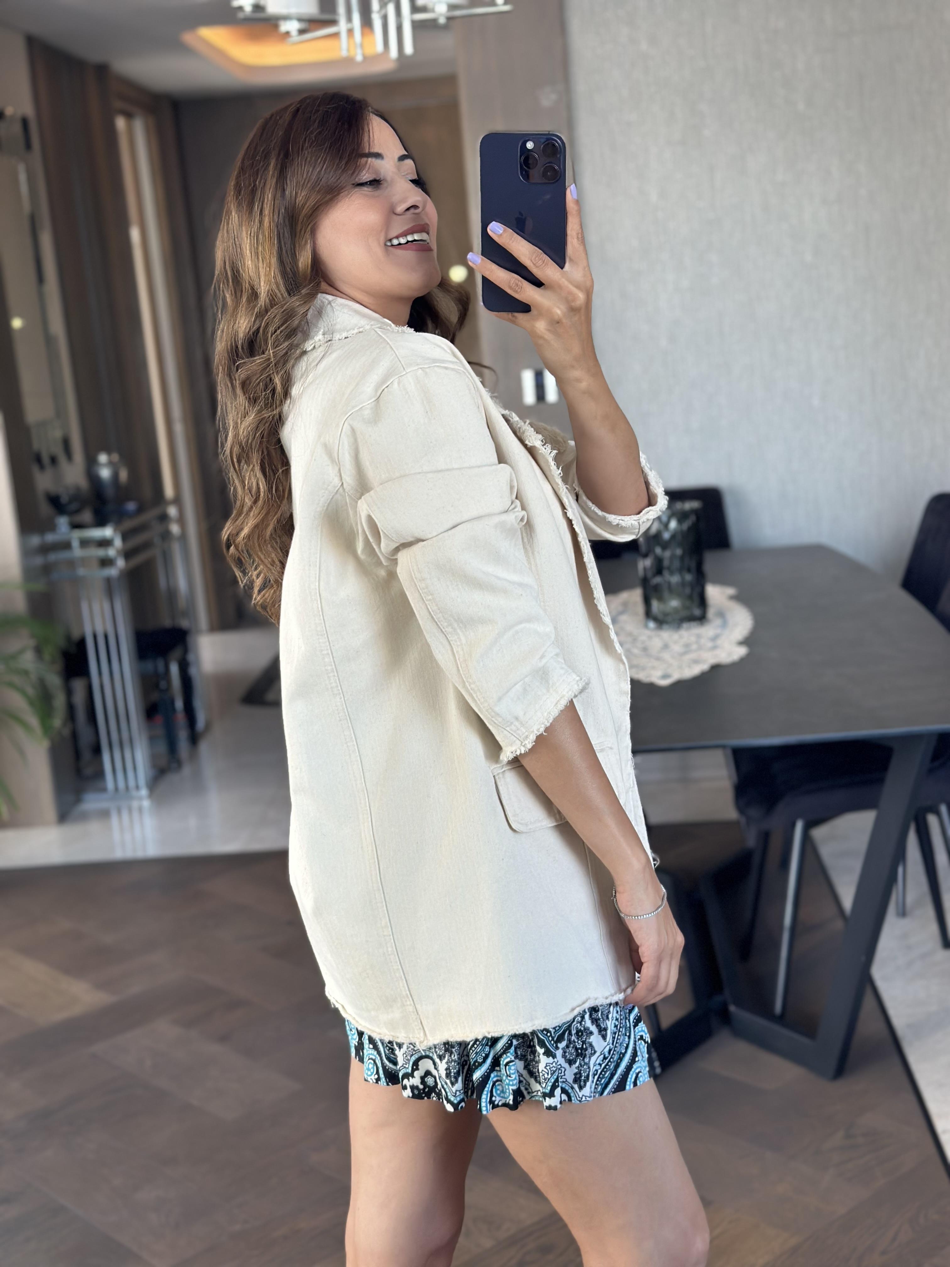 Taş Cepleri  Kapaklı Oversize Gabardin Kadın Ceket