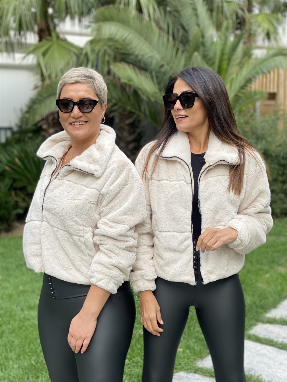 Taş Dikiş Detay Ayarlanabilir Lastikli Tavşan Kadın Mont 