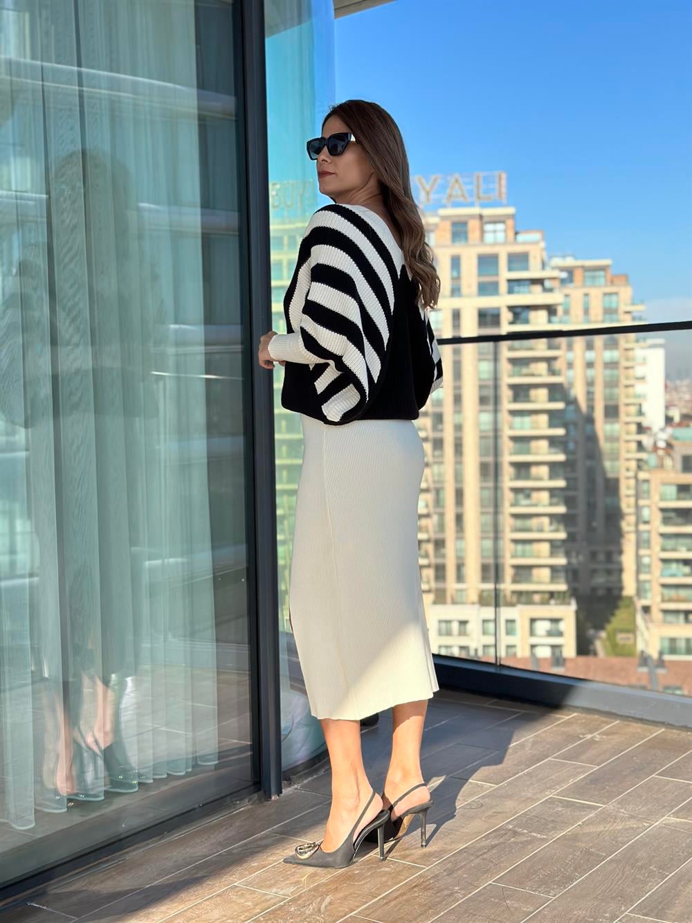 Taş Fitilli Yırtmaçlı Triko Kadın Etek