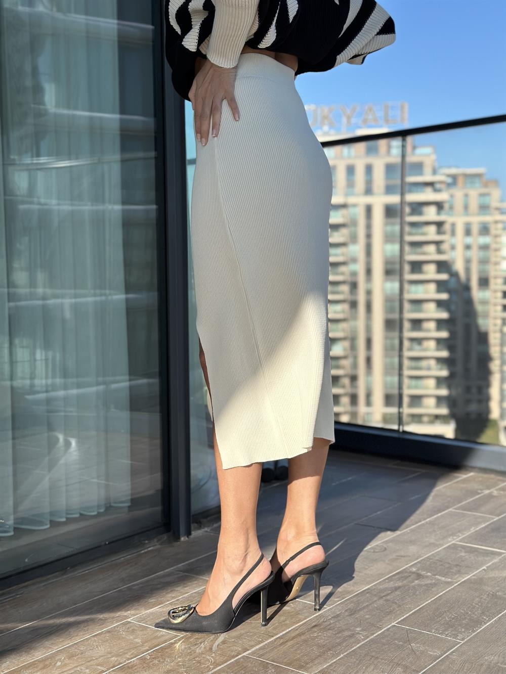 Taş Fitilli Yırtmaçlı Triko Kadın Etek