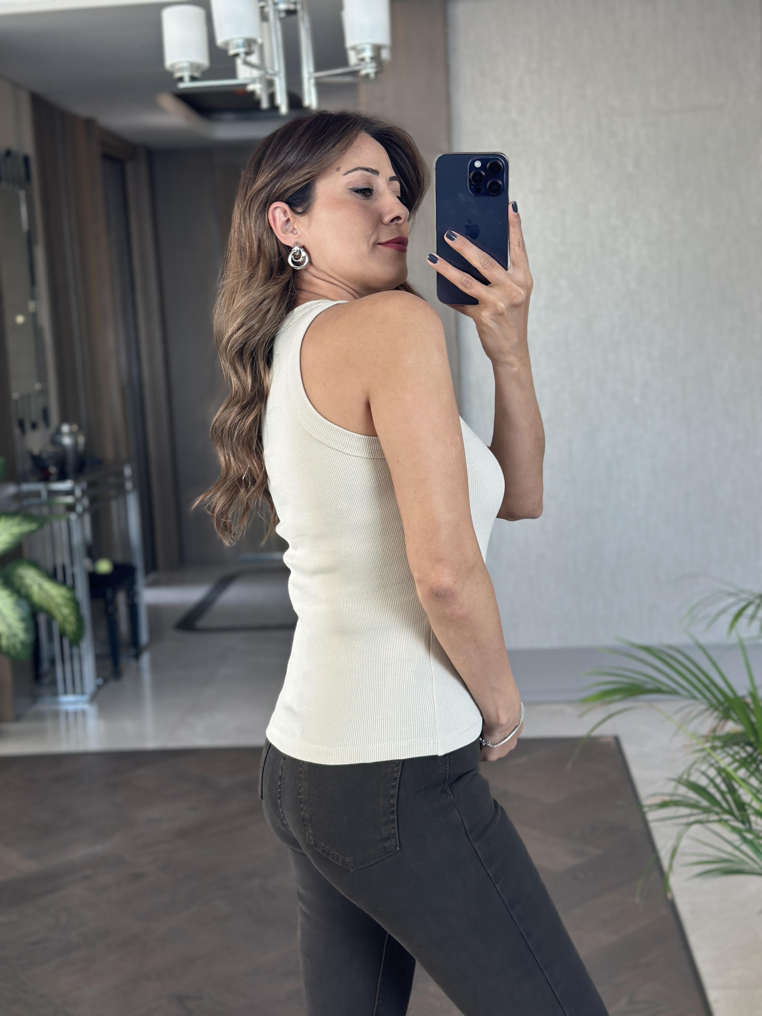 Taş Kabartma Logolu Halter Yaka Kaşkorse Kadın Body