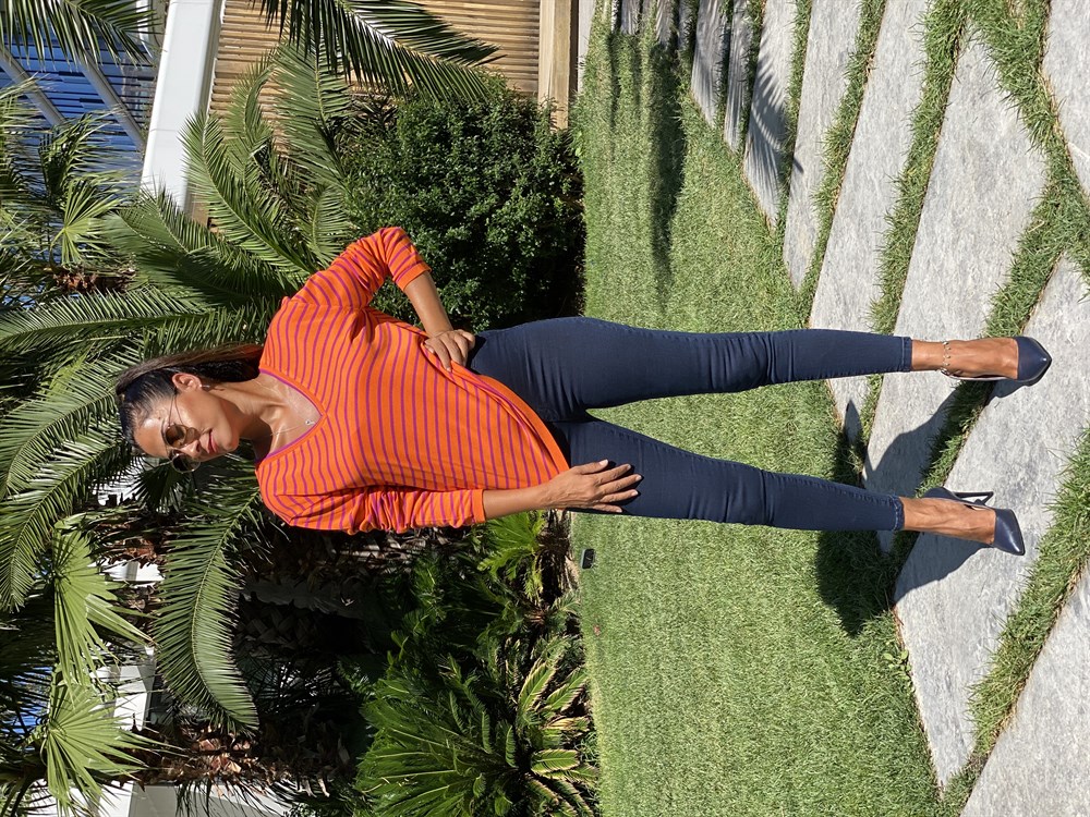 Turuncu Mor Çizgili V Yaka Merserize Kadın Bluz