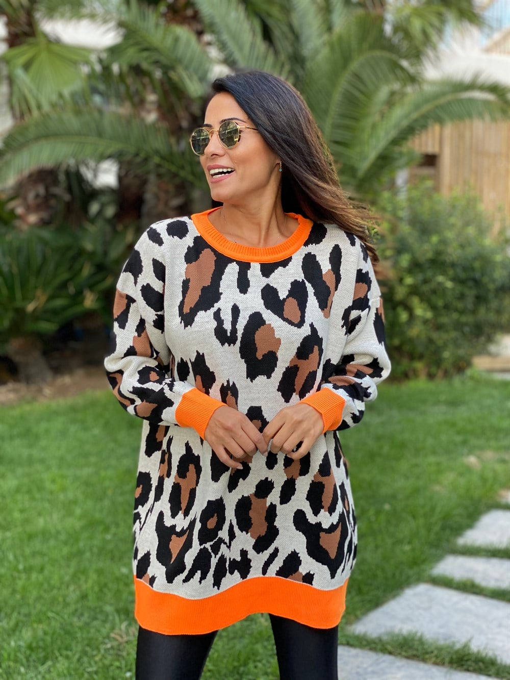 Turuncu Şerit Detay Leopar Kadın Kazak
