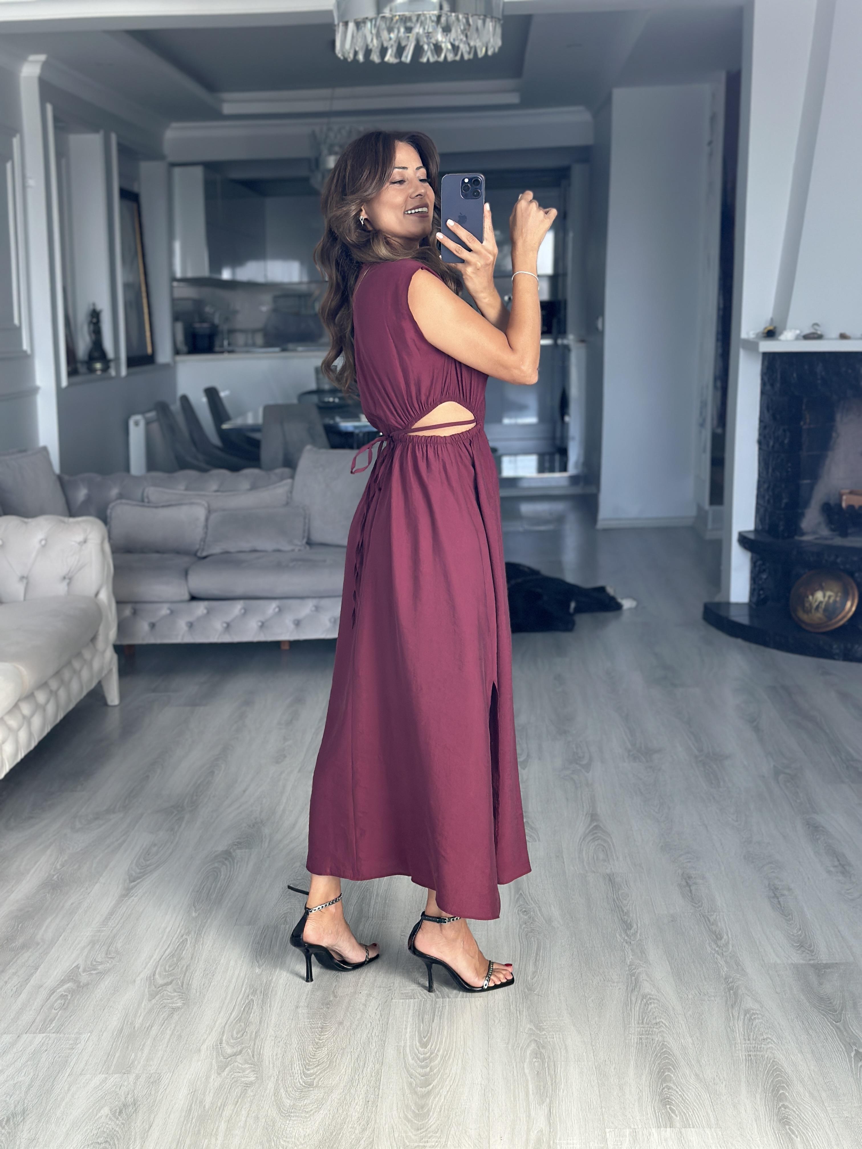 Vişne Beli Lastikli Bağcıklı Dekolteli Midi Boy Kadın Elbise