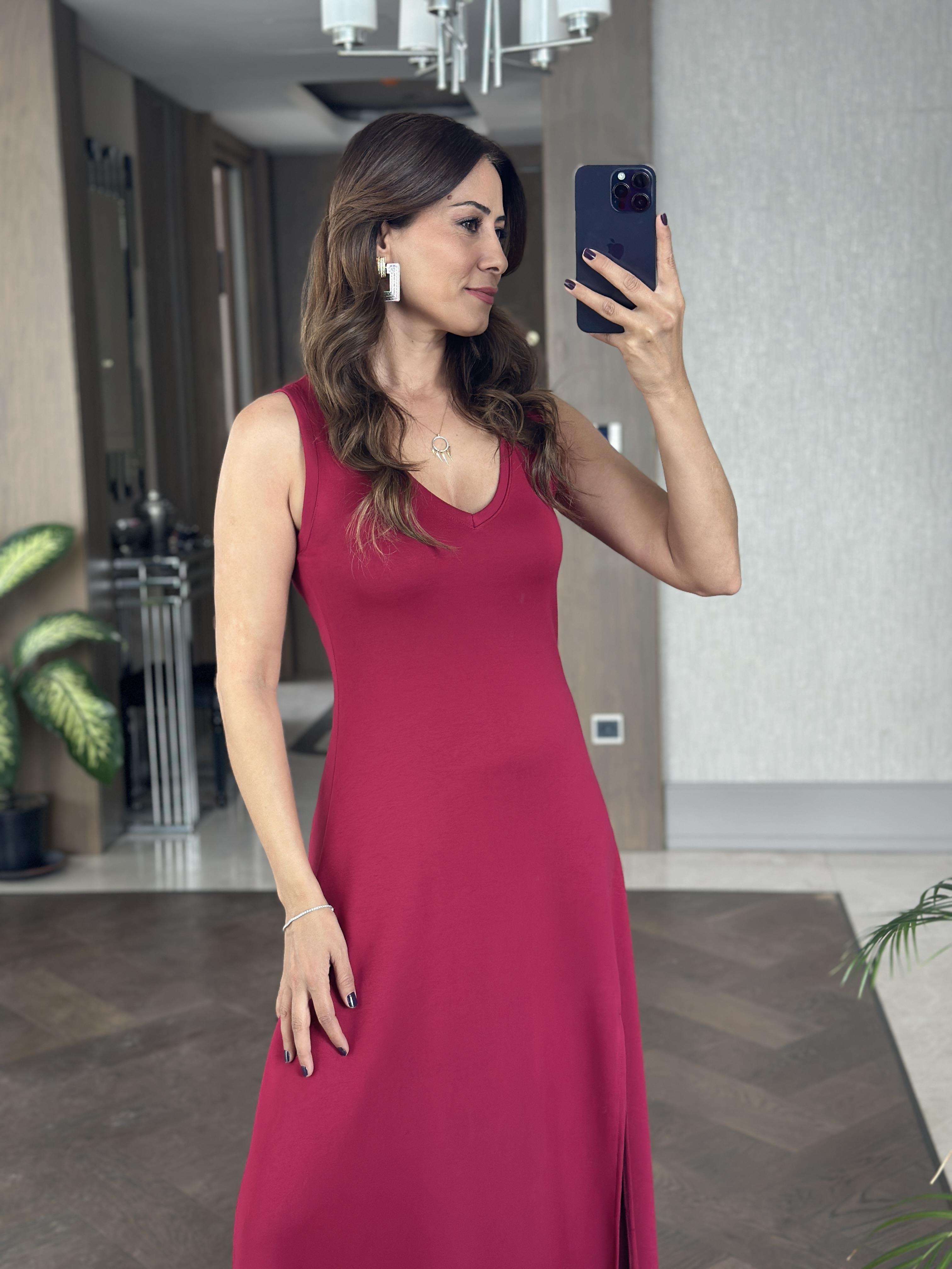 Vişne Sıfır Kol V Yaka Tek Yırtmaçlı Modal Kumaş Kadın Maksi Boy Elbise