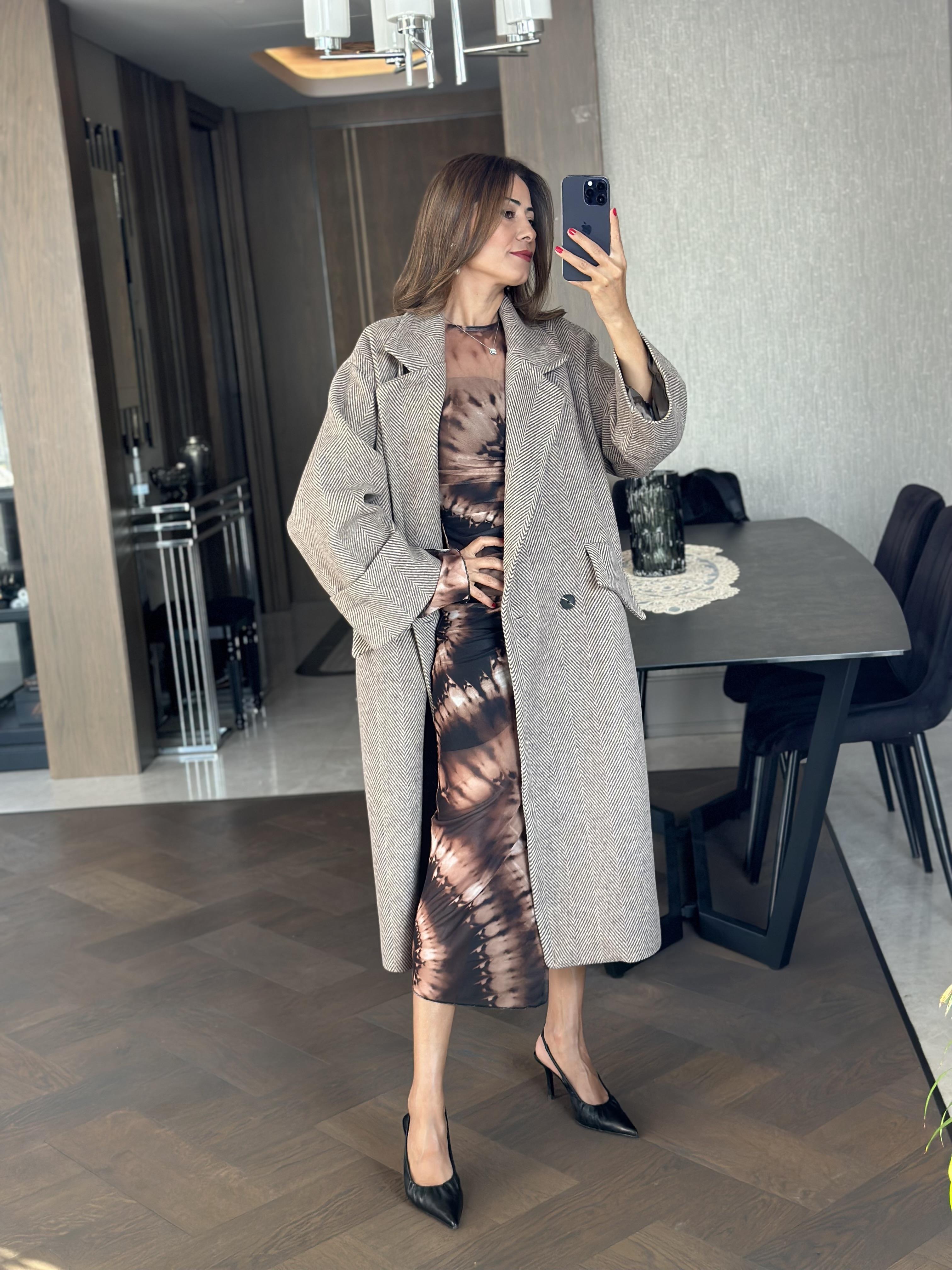 Vizon Balıksırtı Oversize İki Cepli Kadın Kaban