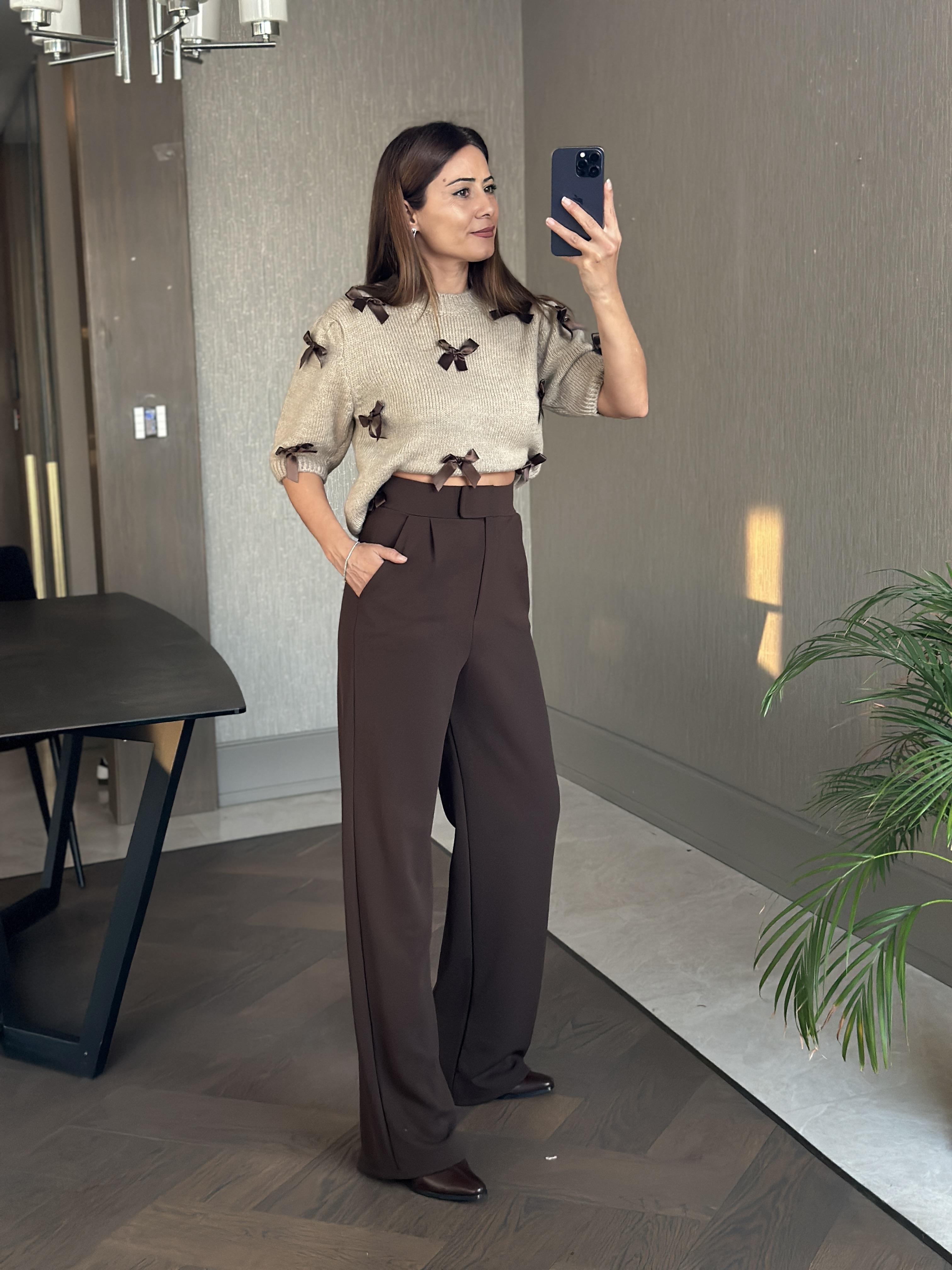 Vizon Kısa Kol Kurdele Detaylı Kadın Crop Kazak