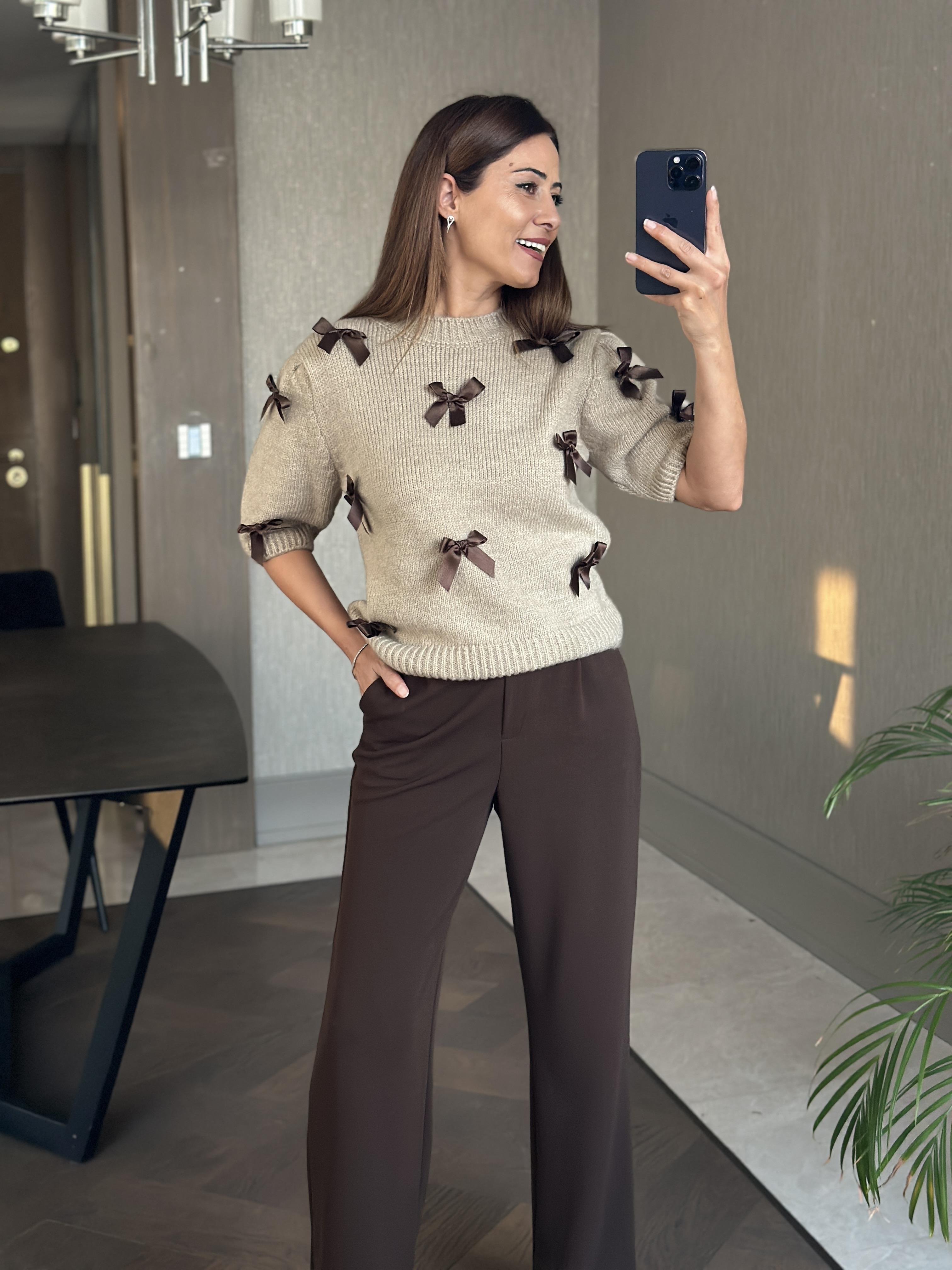 Vizon Kısa Kol Kurdele Detaylı Kadın Crop Kazak