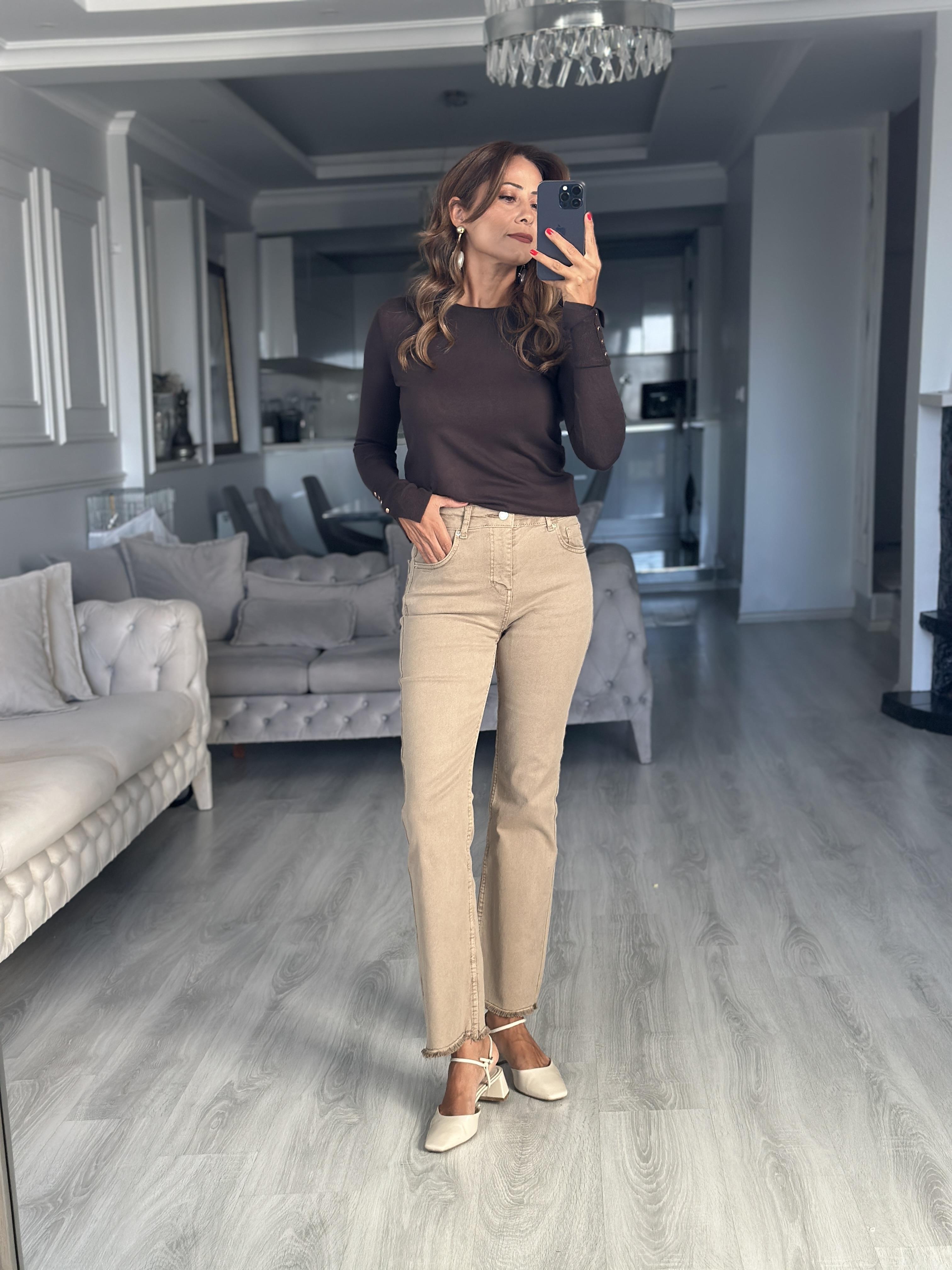 Vizon Mini Flare Paçası Püsküllü Kadın Jean Pantolon