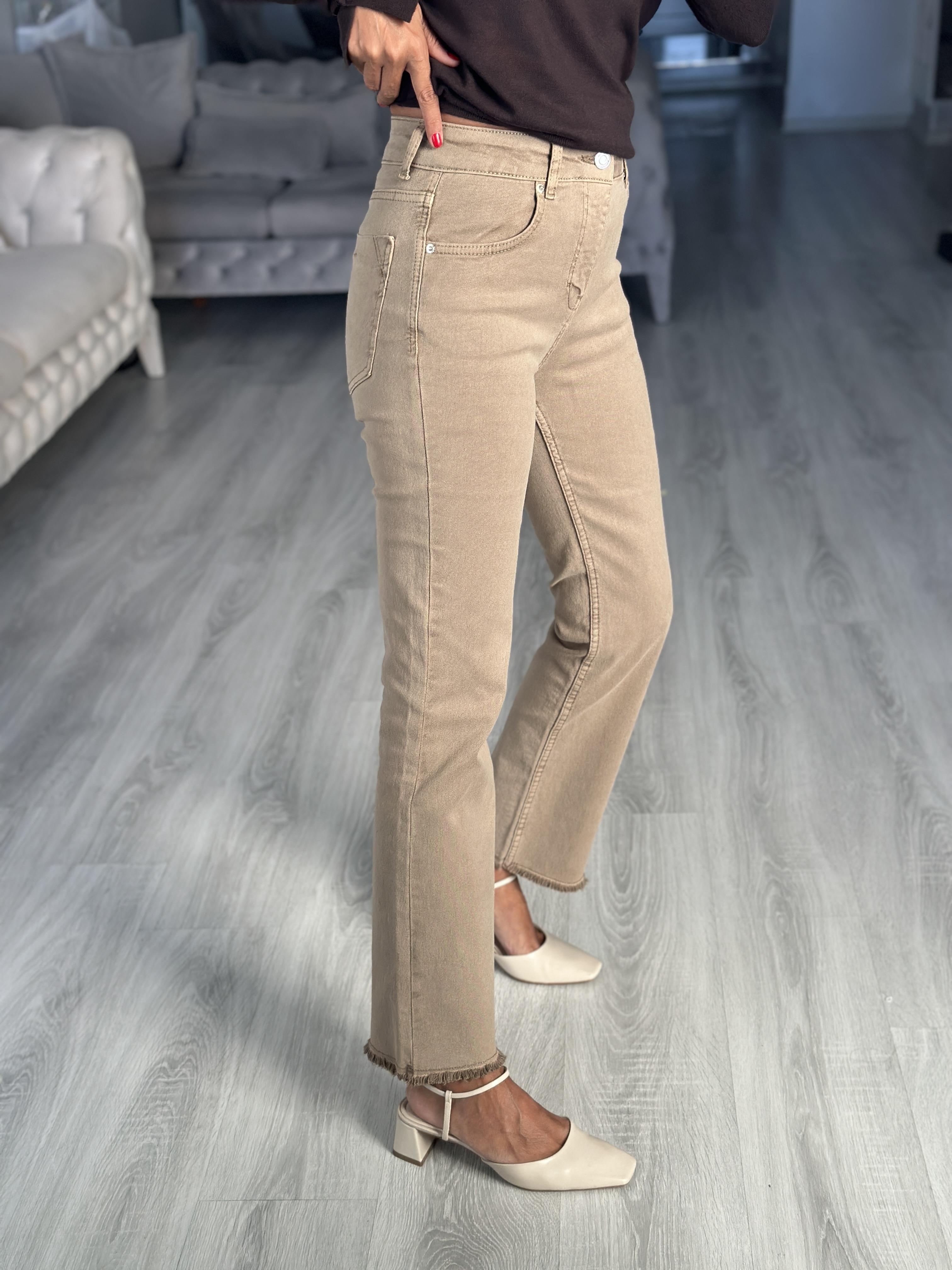 Vizon Mini Flare Paçası Püsküllü Kadın Jean Pantolon