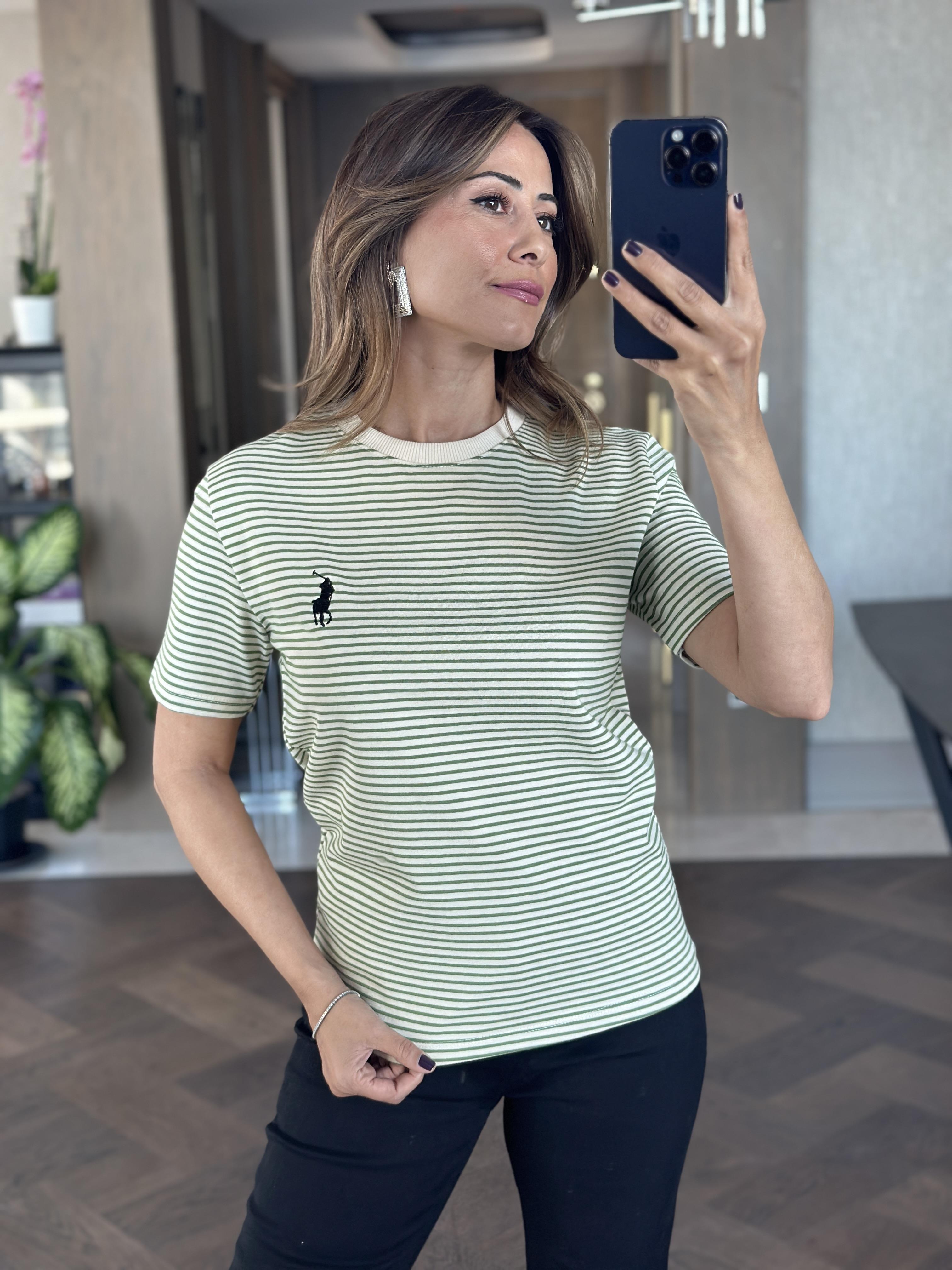 Yeşil Çizgili Nakışlı Bisiklet Yaka Kadın T-Shirt