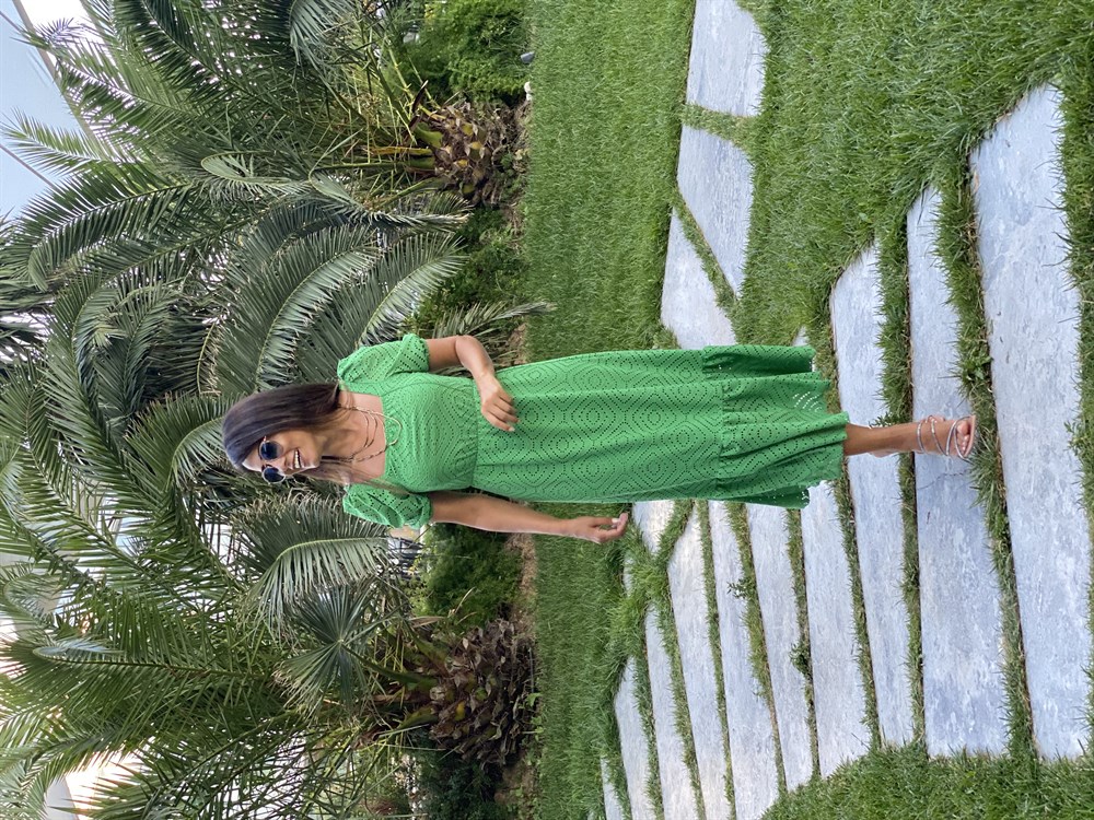 Yeşil Kare Yaka Kısa Kol Örme Brode Kadın Elbise