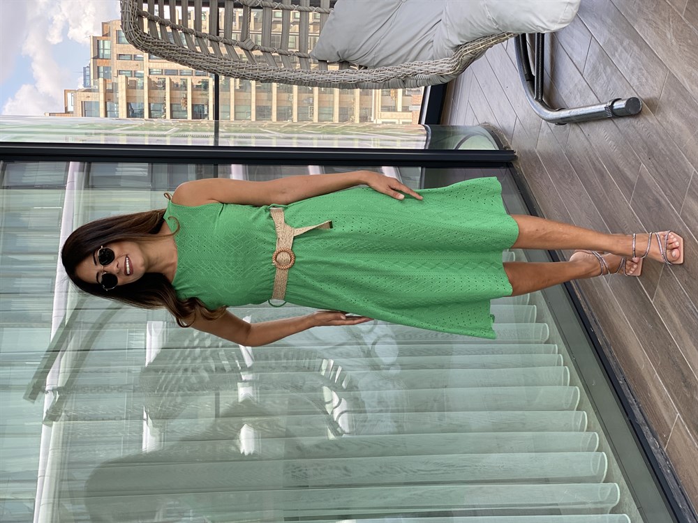 Yeşil Sıfır Kol Bisiklet Yaka Hasır Kemerli Brode Kadın Elbise