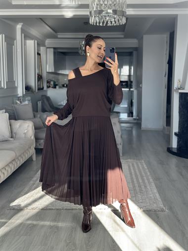 Acı Kahve Bluzlu Piliseli Midi Boy Kadın İkili Elbise