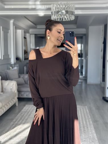Acı Kahve Bluzlu Piliseli Midi Boy Kadın İkili Elbise