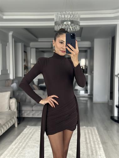 Acı Kahve Yarım Balıkçı Vatkalı Kuyruklu Kadın Mini Elbise