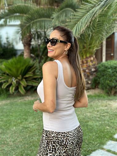 Açık Lila Askılı Yakası Gold V Demirli Kaşkorse Kadın Body