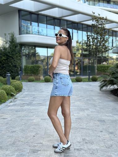 Açık Mavi Kapaklı Bağcık Detay Kadın Jean Şort