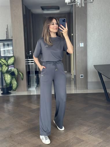 Antrasit Bisiklet Yaka Baskılı Kadın Eşofman Takımı