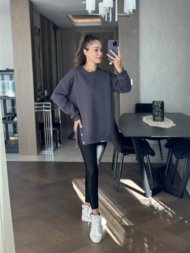 Antrasit Bisiklet Yaka Tek Yanı Çıtçıtlı Kadın Sweatshirt