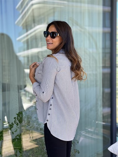 Siyah Çizgili Gofre Kadın Gömlek