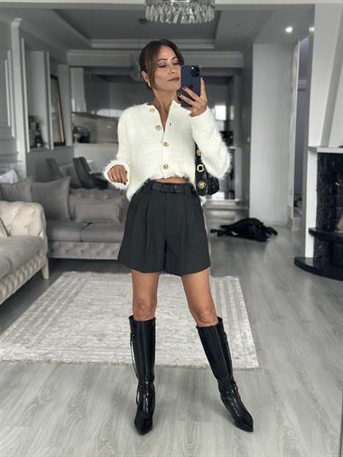 Antrasit Normal Bel Pile Detaylı Kemerli Cepli Kadın Şort