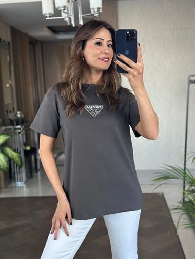 Antrasit Prd Üçgen Logolu Bisiklet Yaka Kadın T-Shirt