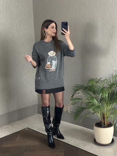 Antrasit RL Model Bisiklet Yaka Önü Ayıcık Nakışlı Kadın Triko Kazak