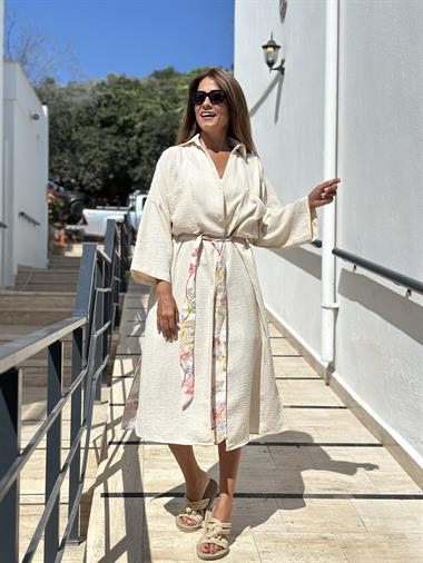 Bej Arkası Çiçek Desenli Kuşaklı Düğmeli Kadın Kimono