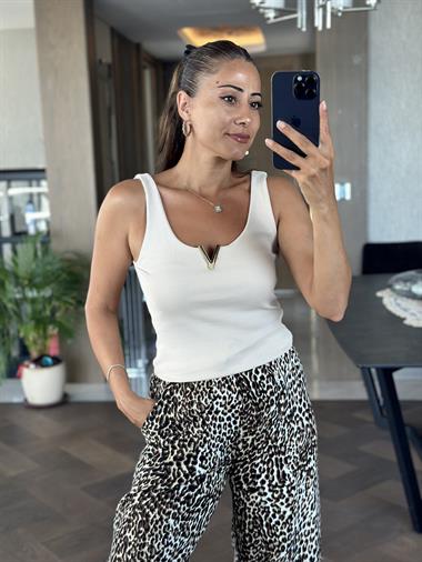 Bej Askılı Yakası Gold V Demirli Kaşkorse Kadın Body