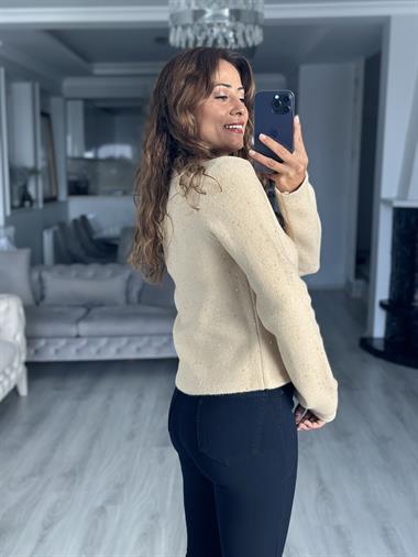 Bej Bisiklet Yaka Düğmeli Pullu Kadın Triko Hırka