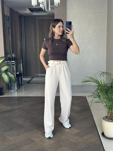 Bej Çift Pileli Kemerli Likralı Krep Kadın Pantolon