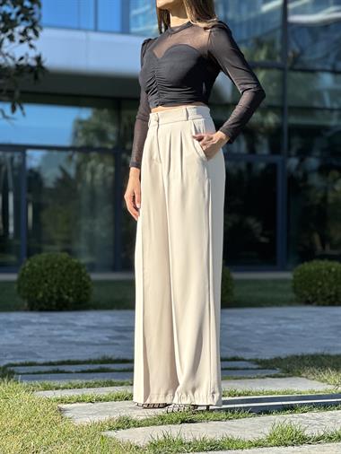 Bej Düğmeli Arka Bel Lastikli Geniş Paça Kumaş Kadın Pantolon