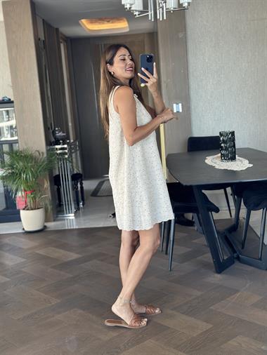 Bej Fisto Ön Yakası Düğme Detay Kadın Çan Elbise