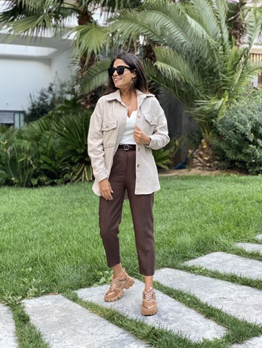 Bej İri Cepli Kaşe Kadın Ceket Gömlek