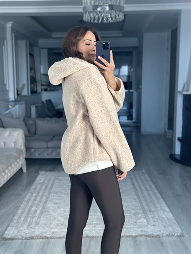 Bej Kapüşonlu Fermuarlı Cepli Polar Kadın Ceket