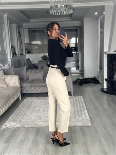 Bej Kemerli Flatolu Kadın Kumaş Pantolon