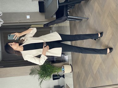 Bej Kendinden Yakalı Kolları Büzgülü Ceket