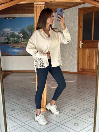 Bej Kol Ve Yanları Dantel Örgü  Kadın Gömlek